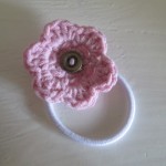 10 ways to use crocheted flowers