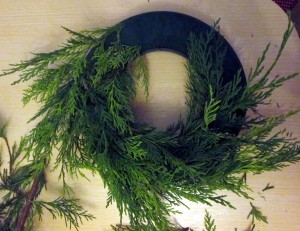 how to make a christmas wreath