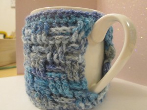 crocheted mug cosy