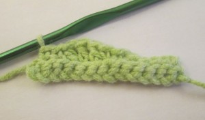 crocheted leaf tutorial