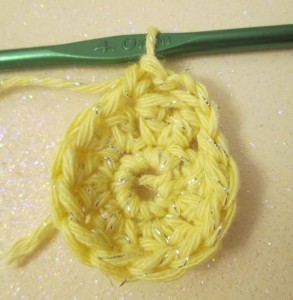 crocheted daffodil