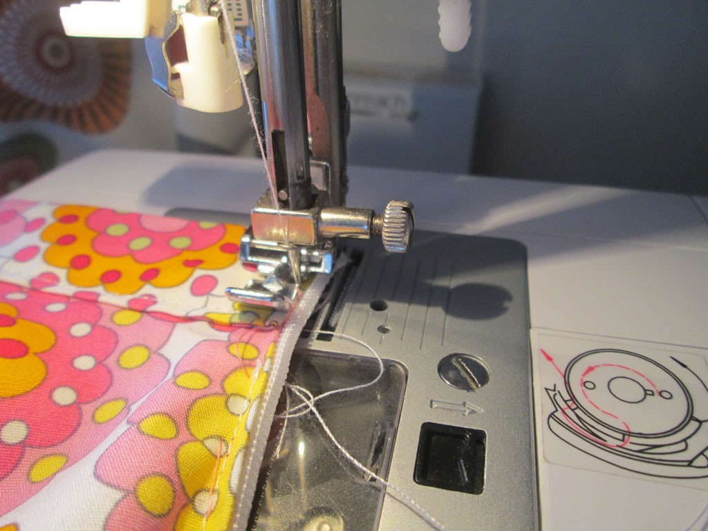 How To Sew A Casing For An Elastic Waistband - 4 Methods - anicka