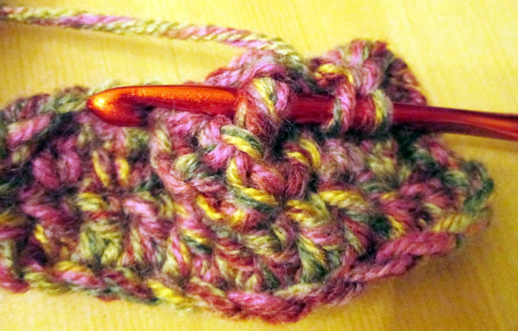 how to crochet cable stitch crocheted phone cosy