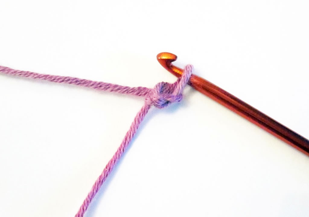 learn how to crochet chain stitch