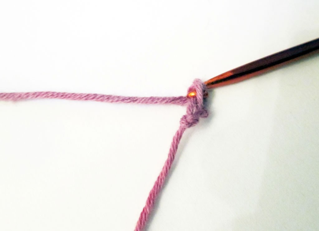 learn how to crochet chain stitch