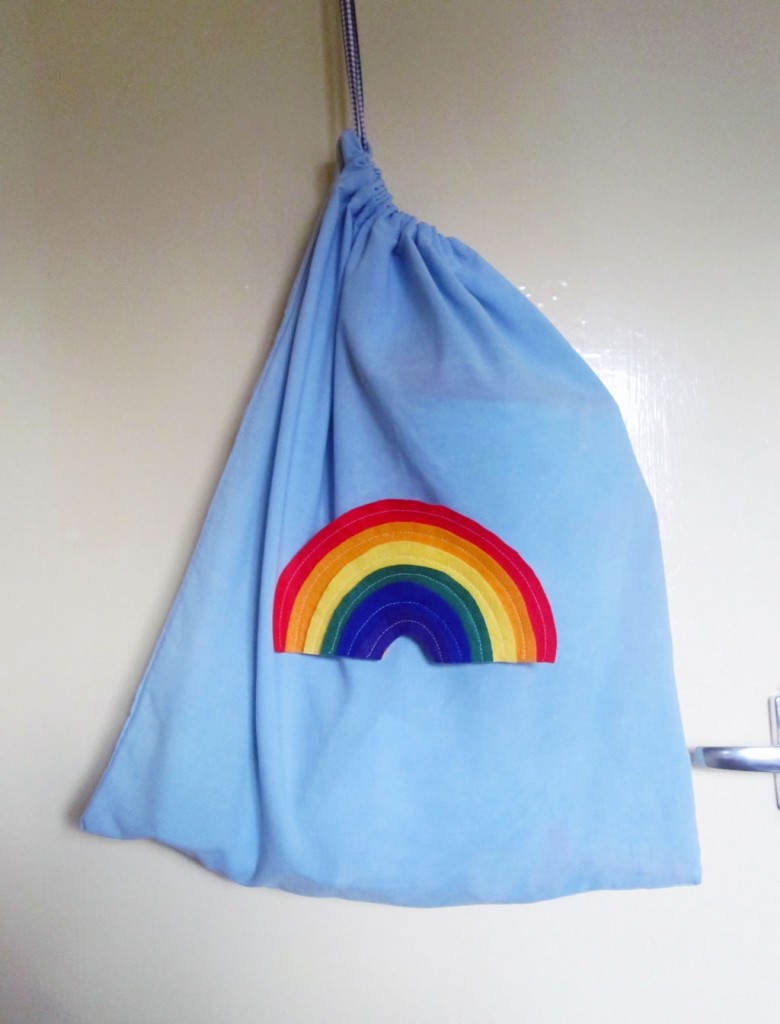 how to make a drawstring bag from a pillowcase