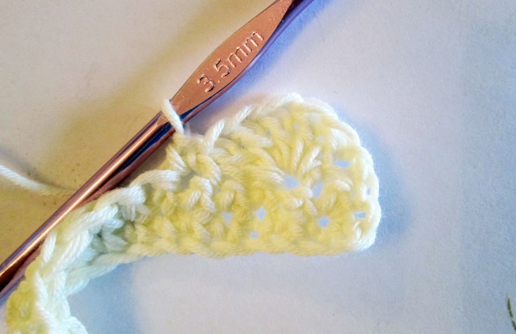 how to crochet shell edging scallop scalloped