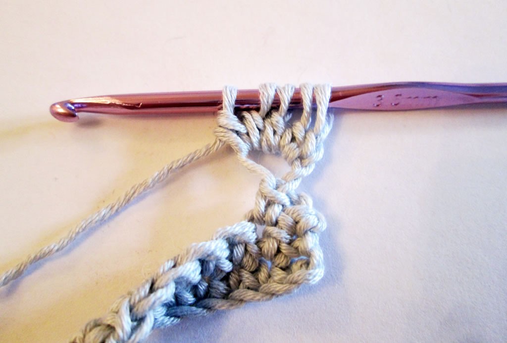 how to crochet bobble edging