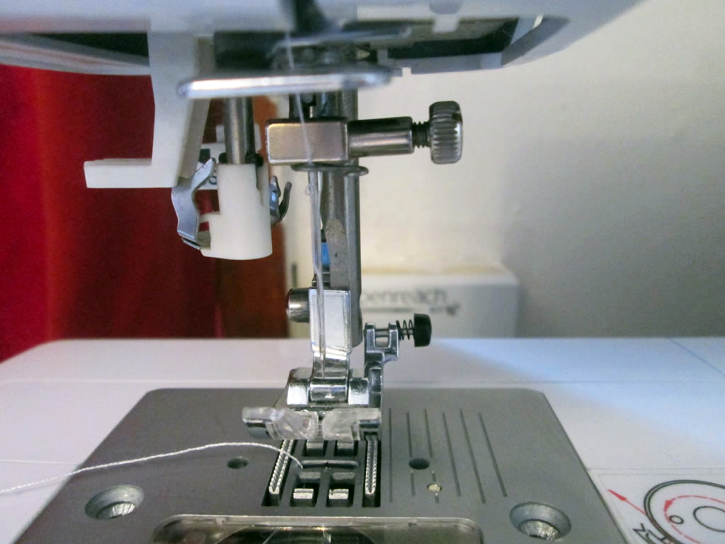 how to fix a jammed sewing machine