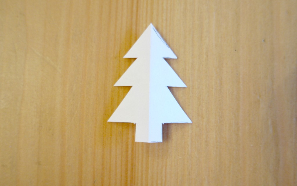 very easy christmas earrings christmas tree earrings tutorial diy how to