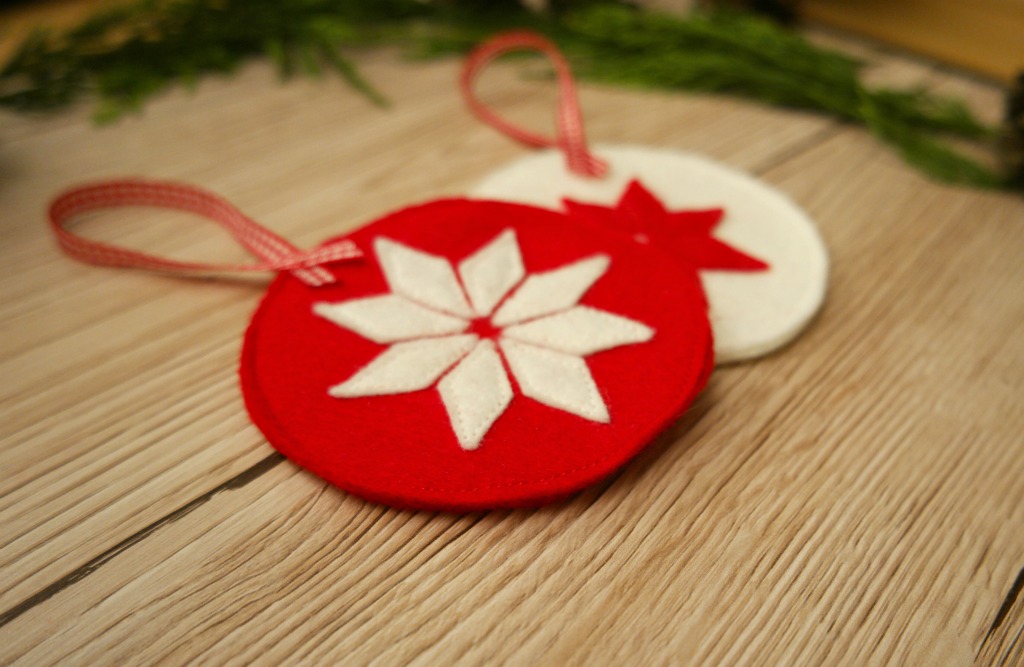 diy scandinavian style christmas decorations felt bauble star