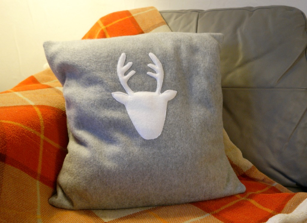 diy reindeer christmas cushion tutorial using sewing to beat the winter blues