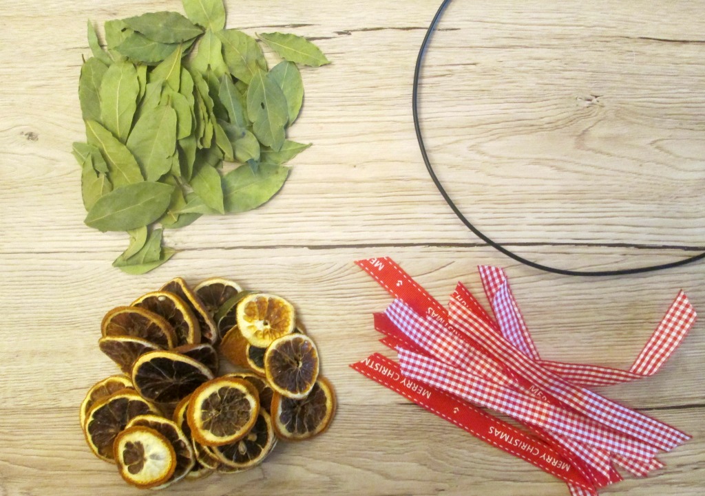 how to make a dried citrus wreath