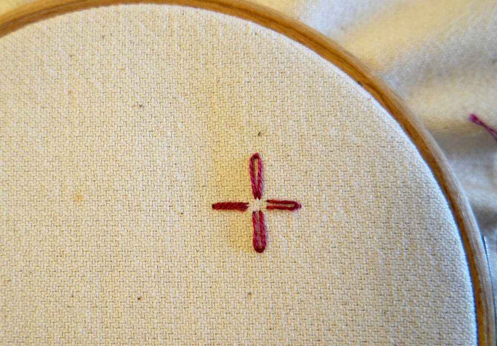 how to sew lazy daisy stitch