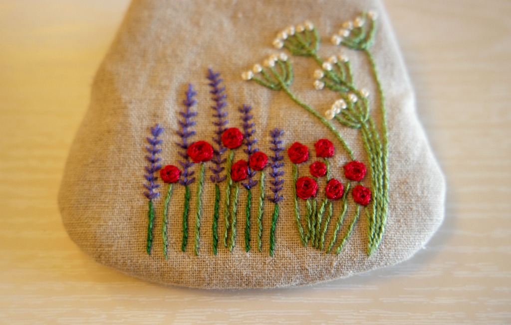 how to sew stem stitch hand embroidery 