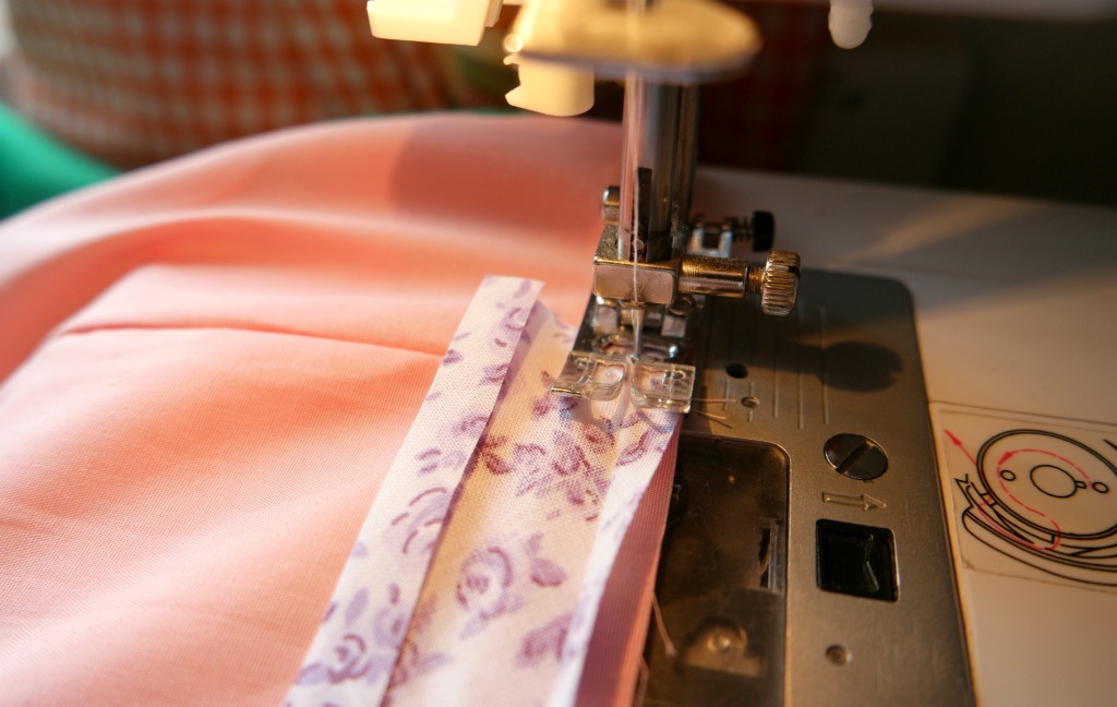 how to sew a hem with bias binding 
