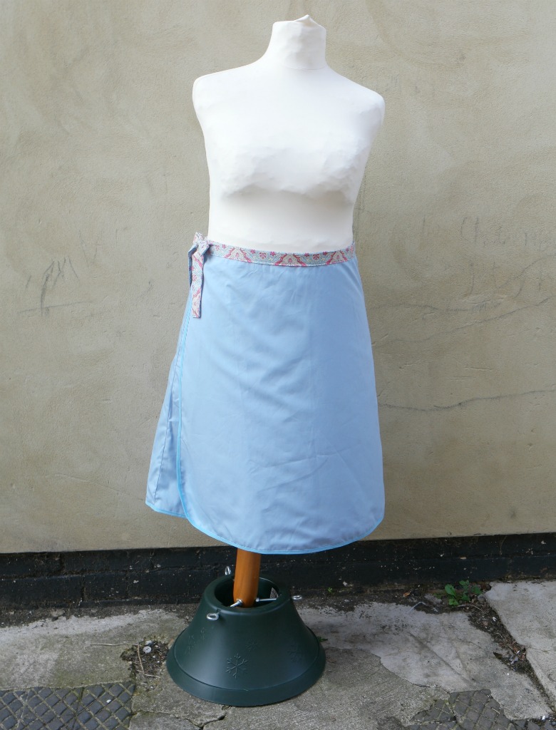 how to sew a reversible wrap skirt 