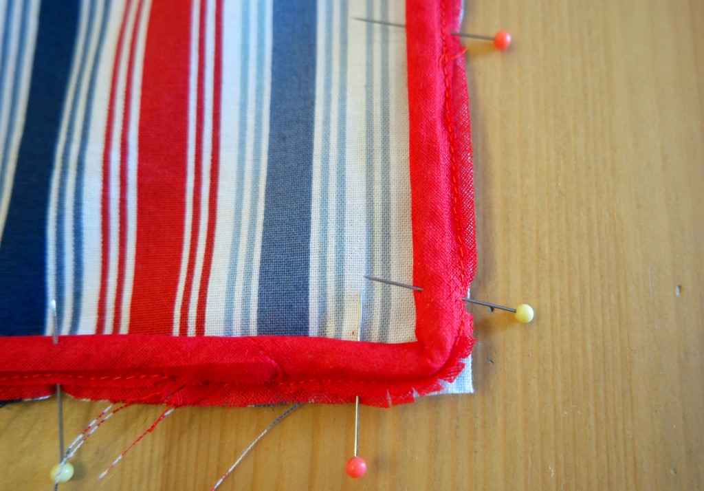 how to sew a cushion with a pocket 