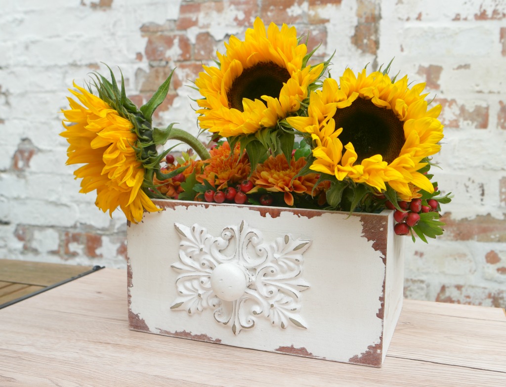 easy diy autumn flower arrangement