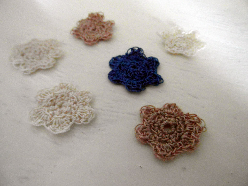 crocheted lace flowers