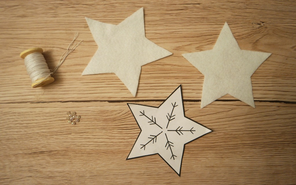 diy embroidered christmas star