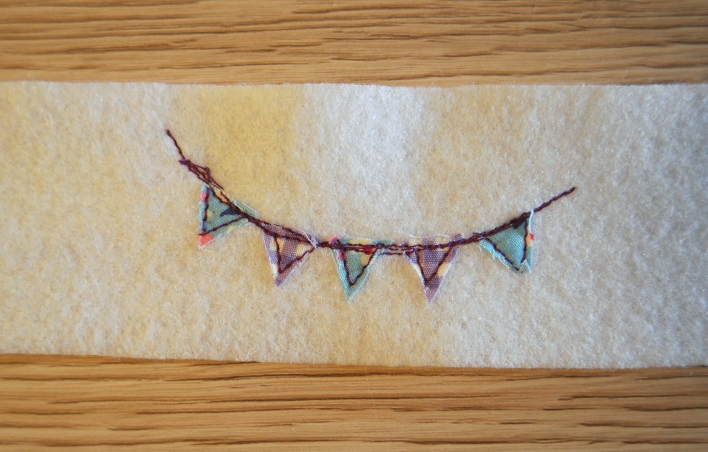 year of bunting pincushion tutorial with mini bunting