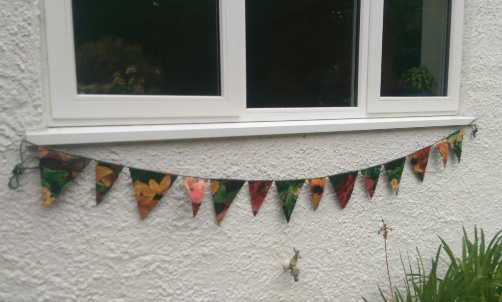 year of bunting july challenge bunting for a card or a cake