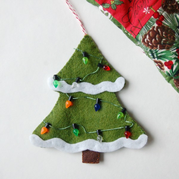 quick and easy christmas decorations to sew in under an hour