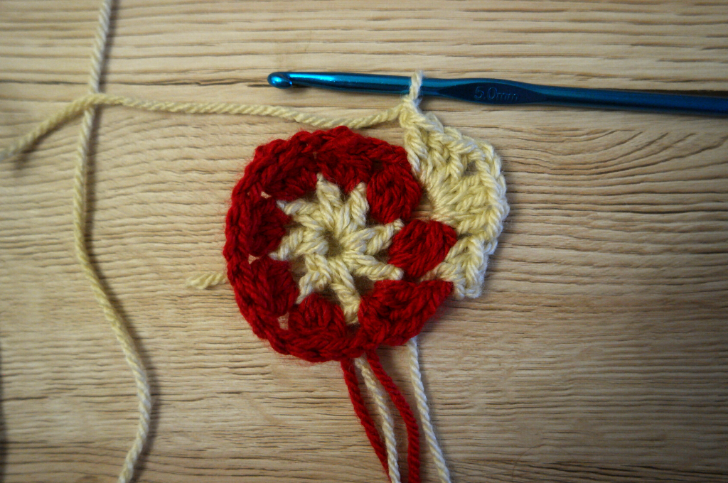 autumn granny square pattern