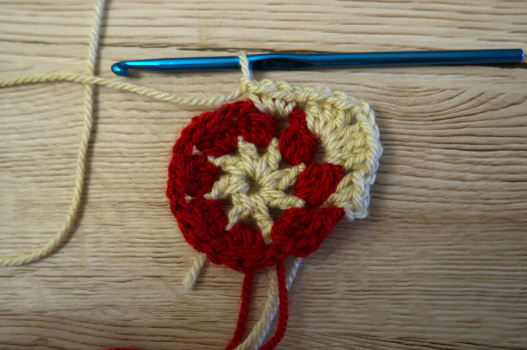 autumn granny square pattern