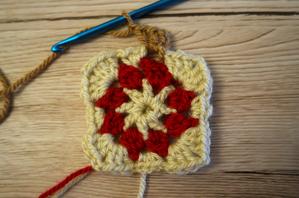 autumn granny square pattern