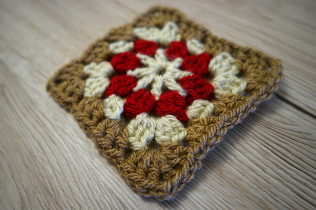 autumn granny square pattern