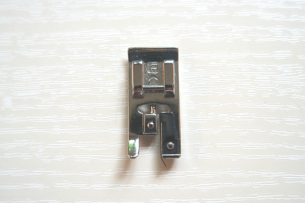 guide to sewing machine feet