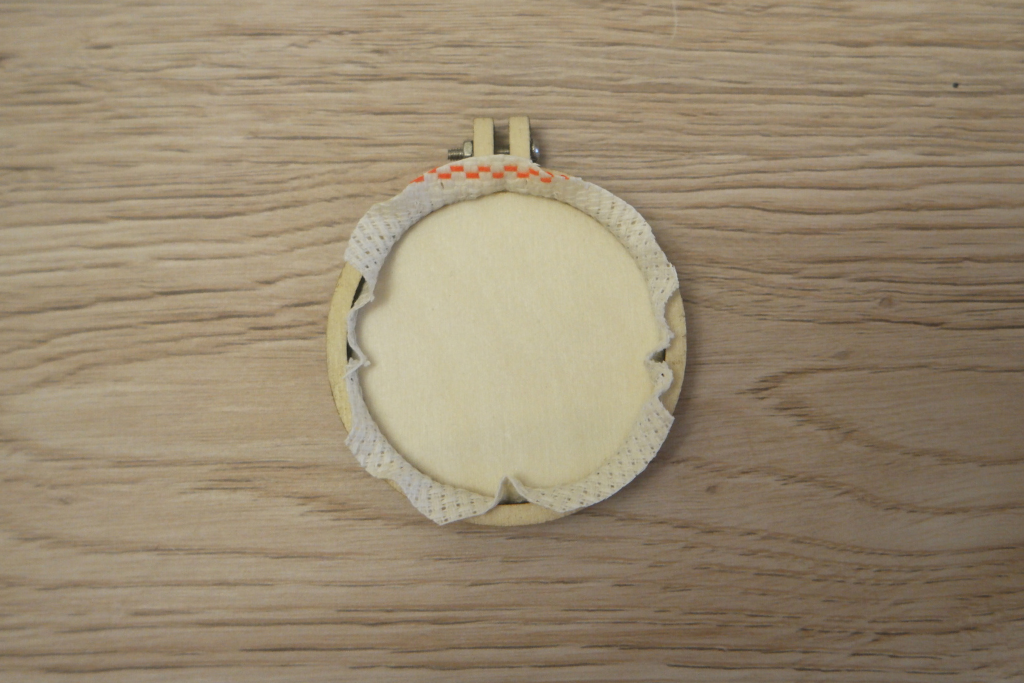 DIY Mini Christmas Embroidery Hoops - Tea and a Sewing Machine