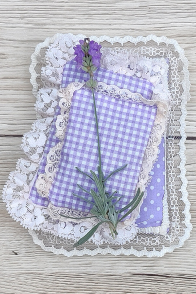 Step-by-step sewing tutorial: How to make lavender bags & juggling