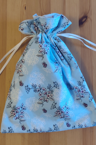 How To Make a Waterproof Drawstring Bag