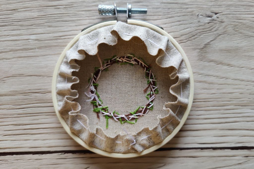 How to back (or finish) an embroidery hoop with running stitch